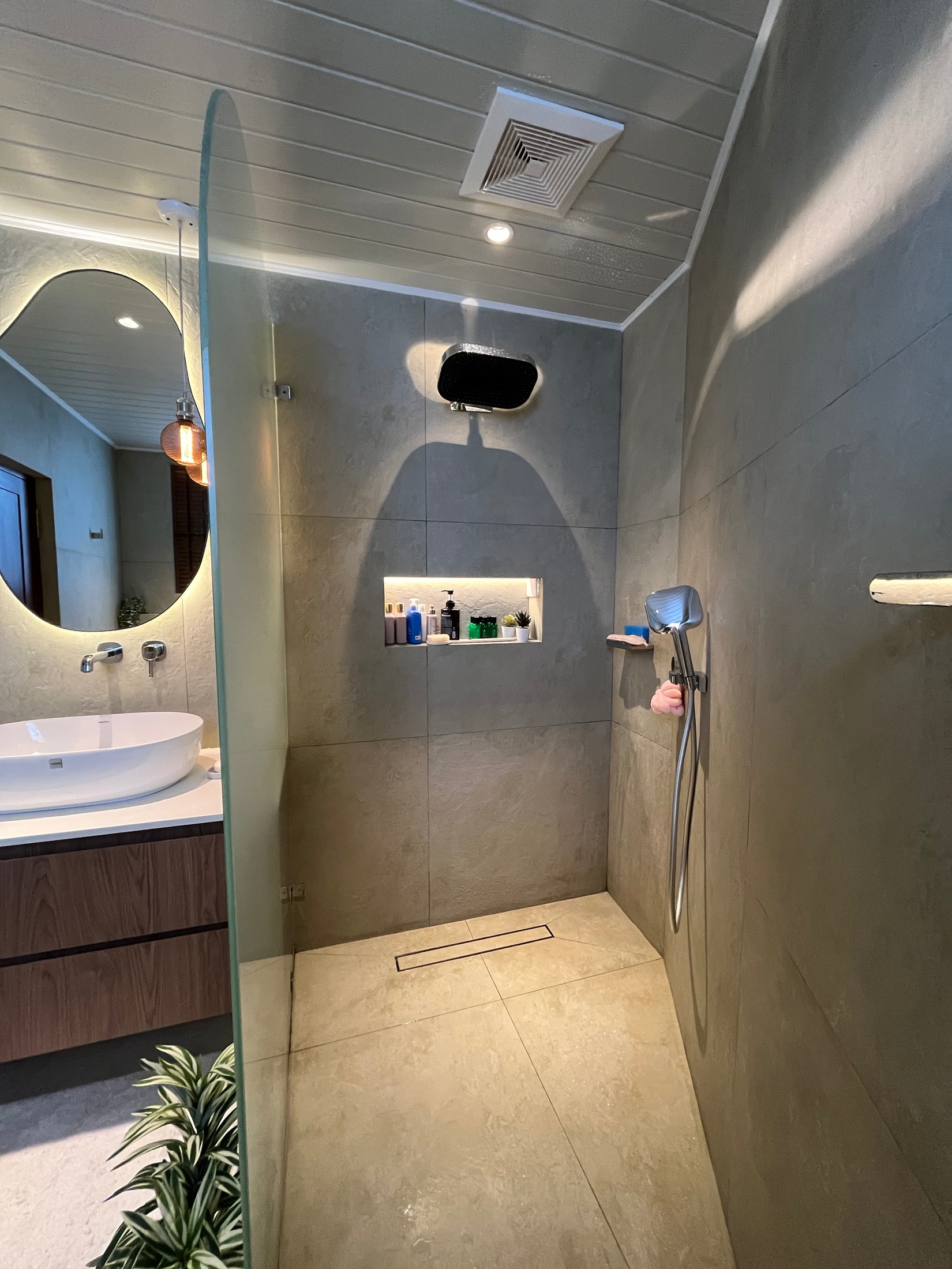 Nawala Airbnb Bathroom Renovation — finished bathroom photo 5